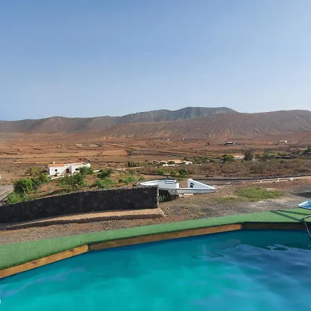 Casa El Aceitunal Деревянный коттедж Тетир